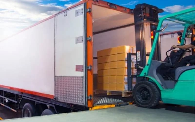 Czym jest giełda transportowa i jak może ułatwić Twoją pracę? Czym jest giełda transportowa i jak może ułatwić Twoją pracę?